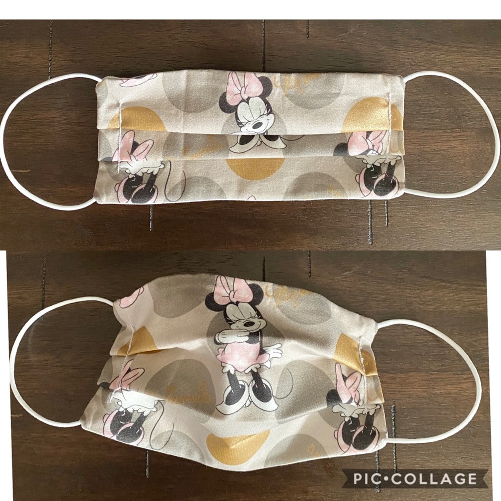 Disney Minnie Mouse gold, grey & pink face mask